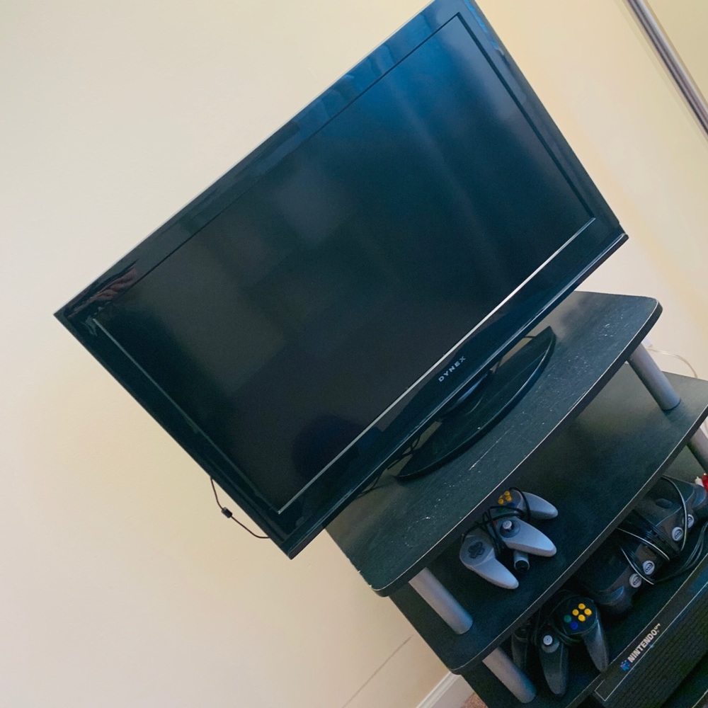 32” Dynex TV.